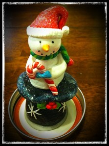 snowman_closeup_glue